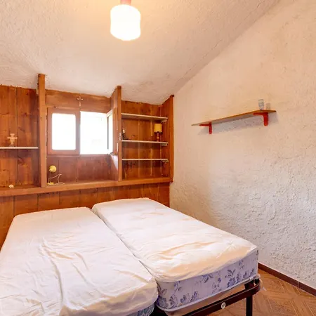 Casa Elena - Porto Alabe Дом отдыха Трезнурагес
