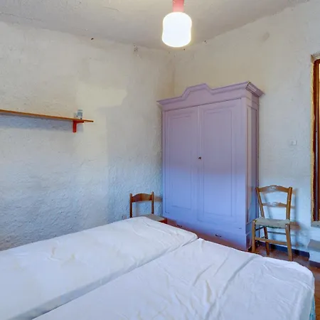 Casa Elena - Porto Alabe Дом отдыха Трезнурагес